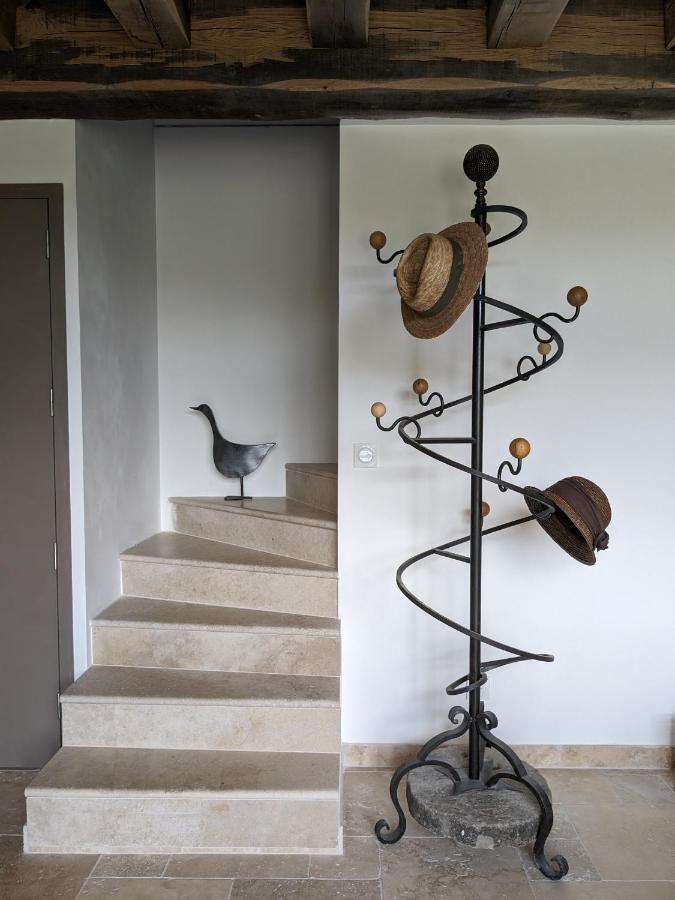La Grange Symphorine, Chambre D'Hotes De Charme Situee Entre La Vallee De La Dordogne Et La Vallee De La Vezere Meyrals Eksteriør bilde